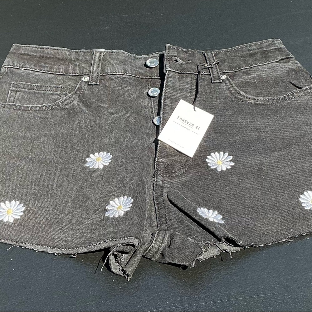 Forever 21 Black Floral Women Shorts